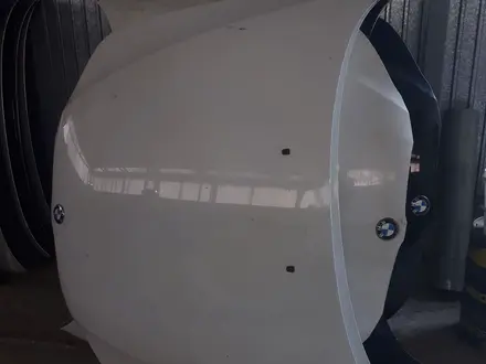 Капот БМВ E60 F10 за 50 000 тг. в Алматы