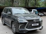 Lexus LX 570 2016 годаүшін37 500 000 тг. в Алматы