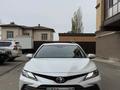 Toyota Camry 2023 года за 16 300 000 тг. в Уральск