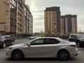 Toyota Camry 2023 года за 16 300 000 тг. в Уральск – фото 3
