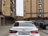 Toyota Camry 2023 года за 16 300 000 тг. в Уральск – фото 5