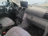 Volkswagen Touran 2005 года за 3 999 000 тг. в Павлодар – фото 4