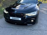 BMW 330 2015 года за 6 500 000 тг. в Алматы – фото 2