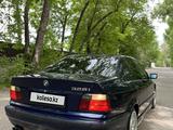 BMW 328 1997 года за 3 000 000 тг. в Алматы – фото 4