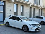 Toyota Camry 2018 года за 14 200 000 тг. в Шымкент