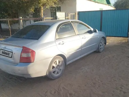 Kia Cerato 2005 года за 3 000 000 тг. в Актобе – фото 4