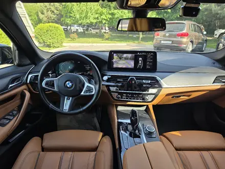 BMW 530 2022 года за 24 700 000 тг. в Алматы – фото 7