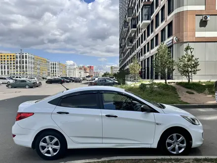 Hyundai Solaris 2014 года за 4 500 000 тг. в Астана – фото 12