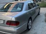 Mercedes-Benz E 200 2000 года за 3 000 000 тг. в Шымкент