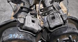 Суппорт задний тормозной диск задний Лендкурузер 100 лх470 чулок за 16 374 тг. в Алматы