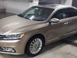 Volkswagen Passat 2016 года за 6 300 000 тг. в Астана – фото 3