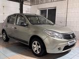 Renault Sandero 2012 года за 2 200 000 тг. в Караганда – фото 2