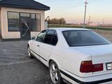BMW 520 1992 года за 850 000 тг. в Аса – фото 2