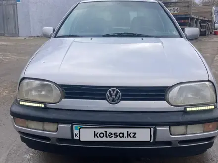 Volkswagen Golf 1994 года за 1 550 000 тг. в Актобе