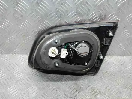 Фонарь крышки багажника на HYUNDAI SANTA FÉ 2010 года за 2 990 тг. в Шымкент – фото 4