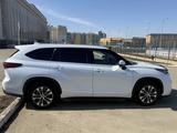 Toyota Highlander 2022 года за 28 000 000 тг. в Уральск – фото 4