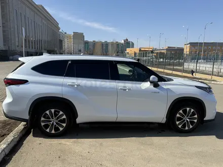 Toyota Highlander 2022 года за 28 000 000 тг. в Уральск – фото 4