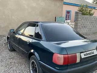 Audi 80