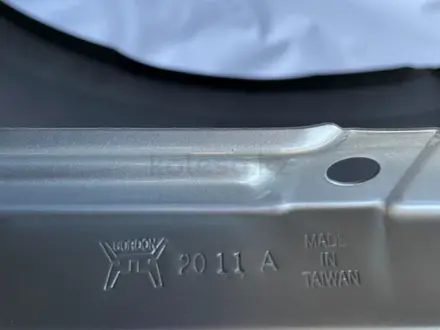 Крыло переднее левое цвет серебро Kia Rio 10-17 за 50 000 тг. в Алматы – фото 2