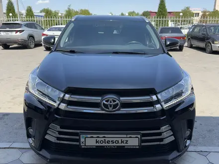 Toyota Highlander 2019 года за 21 000 000 тг. в Тараз