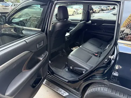 Toyota Highlander 2019 года за 21 000 000 тг. в Тараз – фото 4
