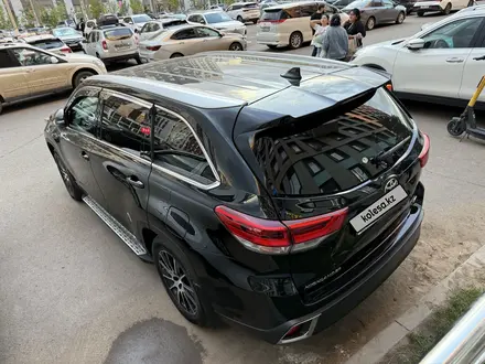 Toyota Highlander 2019 года за 21 000 000 тг. в Тараз – фото 6