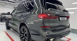 BMW X7 2022 года за 49 900 000 тг. в Астана – фото 3