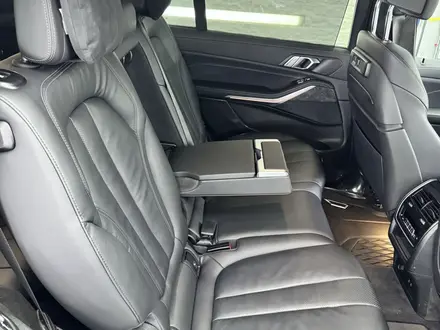 BMW X7 2022 года за 48 000 000 тг. в Астана – фото 11