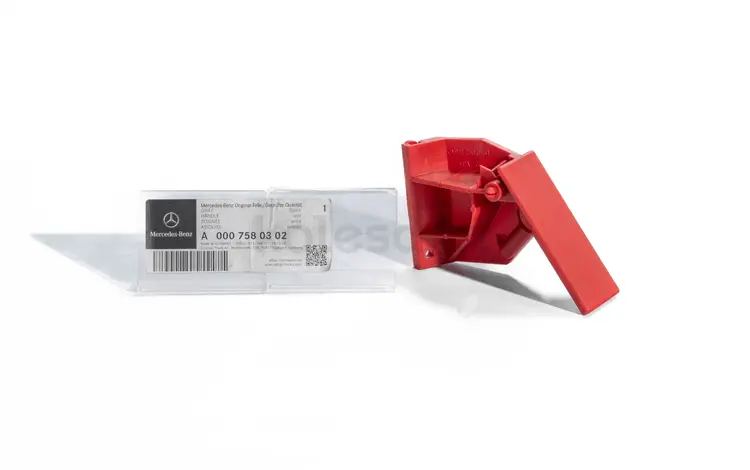 Ручка открывания капота MERCEDES Actros A0007580302 за 9 361 тг. в Алматы