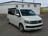 Volkswagen Caravelle 2010 года за 12 300 000 тг. в Уральск