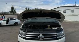 Volkswagen Caravelle 2010 года за 12 300 000 тг. в Уральск – фото 4