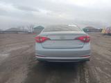 Hyundai Sonata 2015 годаүшін3 600 000 тг. в Астана – фото 4