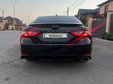 Toyota Camry 2023 года за 12 999 999 тг. в Караганда