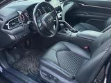 Toyota Camry 2023 года за 12 999 999 тг. в Караганда – фото 4