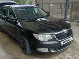 Skoda Superb 2011 года за 5 500 000 тг. в Караганда