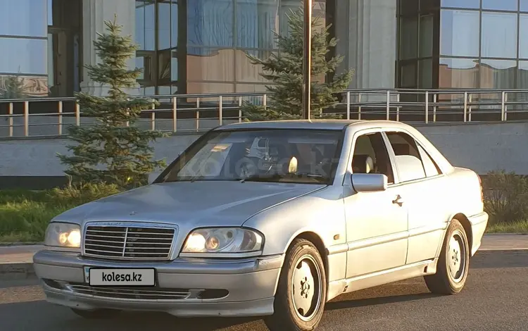 Mercedes-Benz C 200 1997 года за 1 400 000 тг. в Талдыкорган