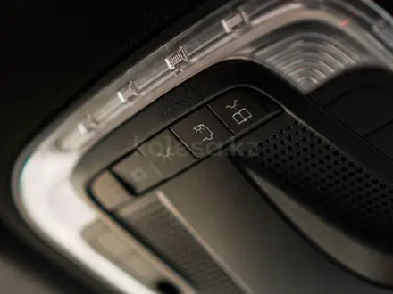 Mercedes-Benz V 300 2023 года за 75 000 000 тг. в Астана – фото 14