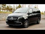 Mercedes-Benz V 300 2023 годаfor75 000 000 тг. в Астана