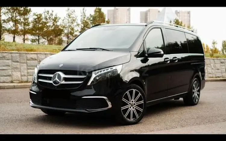 Mercedes-Benz V 300 2023 года за 75 000 000 тг. в Астана