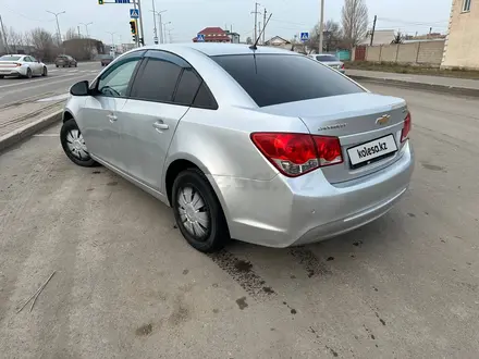 Chevrolet Cruze 2014 года за 4 850 000 тг. в Астана – фото 2