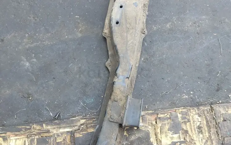 Лыжа toyota carina 2 за 10 000 тг. в Алматы