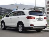 Kia Sorento 2018 годаfor13 500 000 тг. в Астана