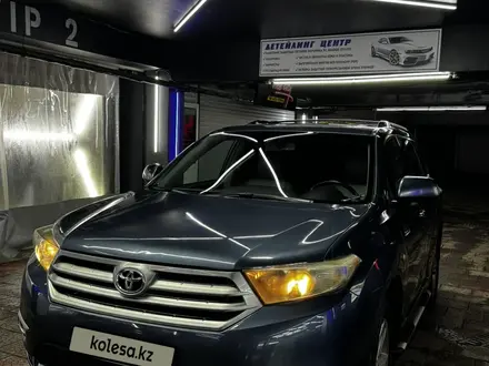 Toyota Highlander 2012 года за 14 000 000 тг. в Алматы – фото 2