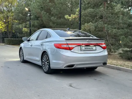 Hyundai Grandeur 2014 года за 8 400 000 тг. в Алматы – фото 9