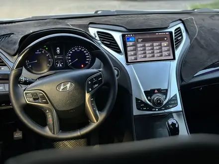 Hyundai Grandeur 2014 года за 8 400 000 тг. в Алматы – фото 15