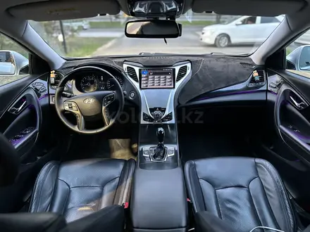 Hyundai Grandeur 2014 года за 8 400 000 тг. в Алматы – фото 14