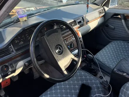 Mercedes-Benz E 230 1989 года за 900 000 тг. в Алматы – фото 8