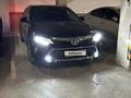 Toyota Camry 2017 года за 15 100 000 тг. в Астана – фото 2