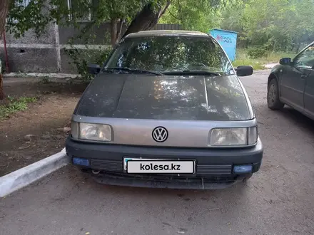 Volkswagen Passat 1990 года за 800 000 тг. в Караганда