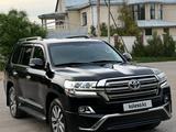 Toyota Land Cruiser 2016 года за 33 000 000 тг. в Тараз